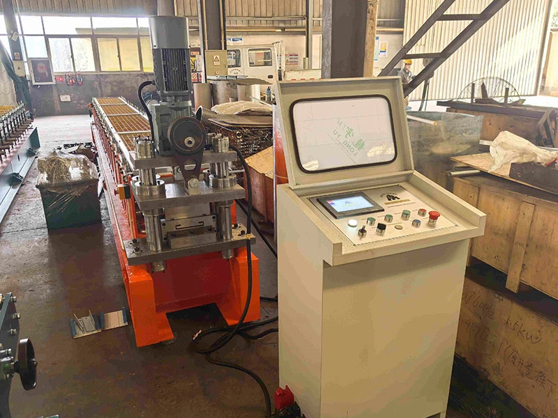 Fence Roll Forming Machine